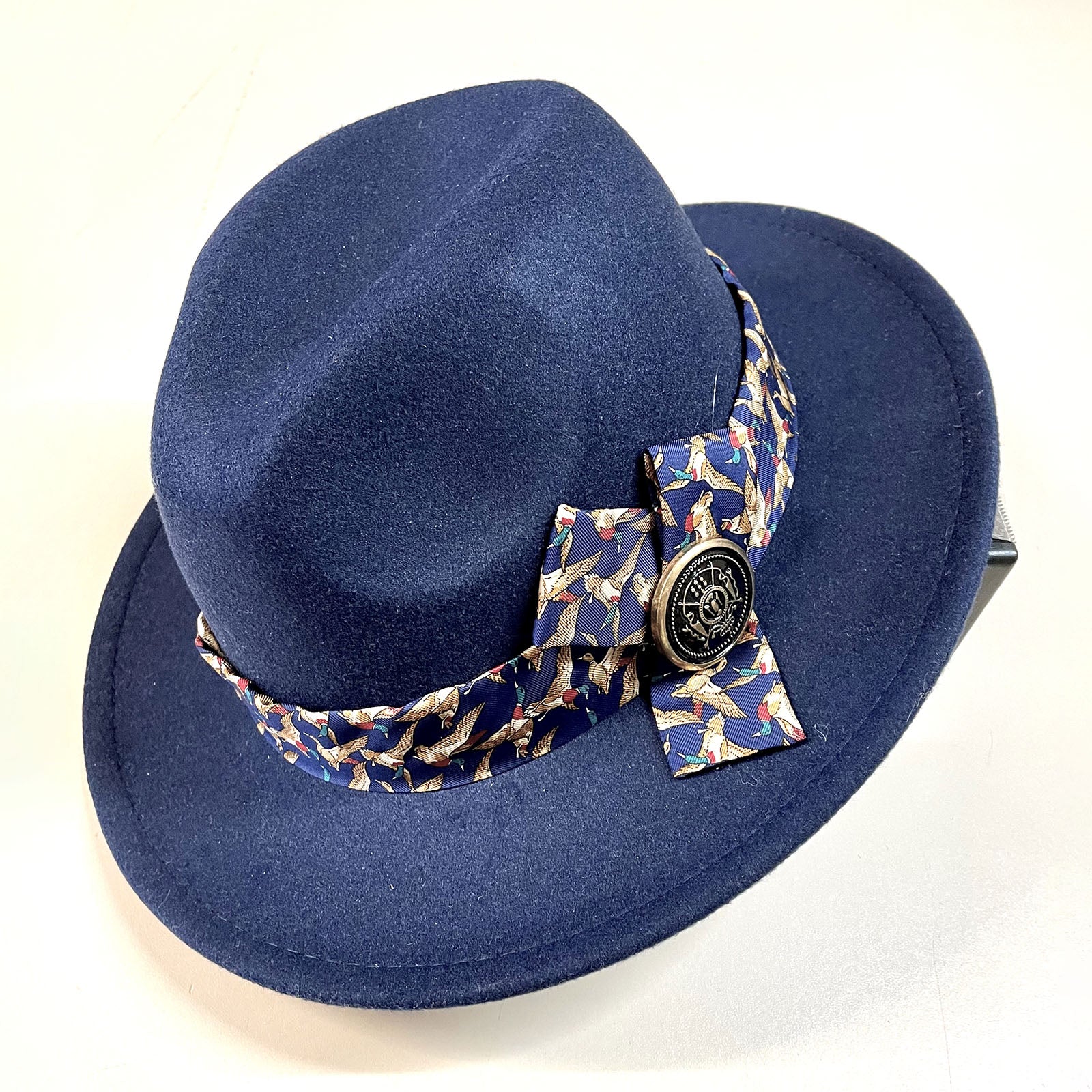 Fedora Tie