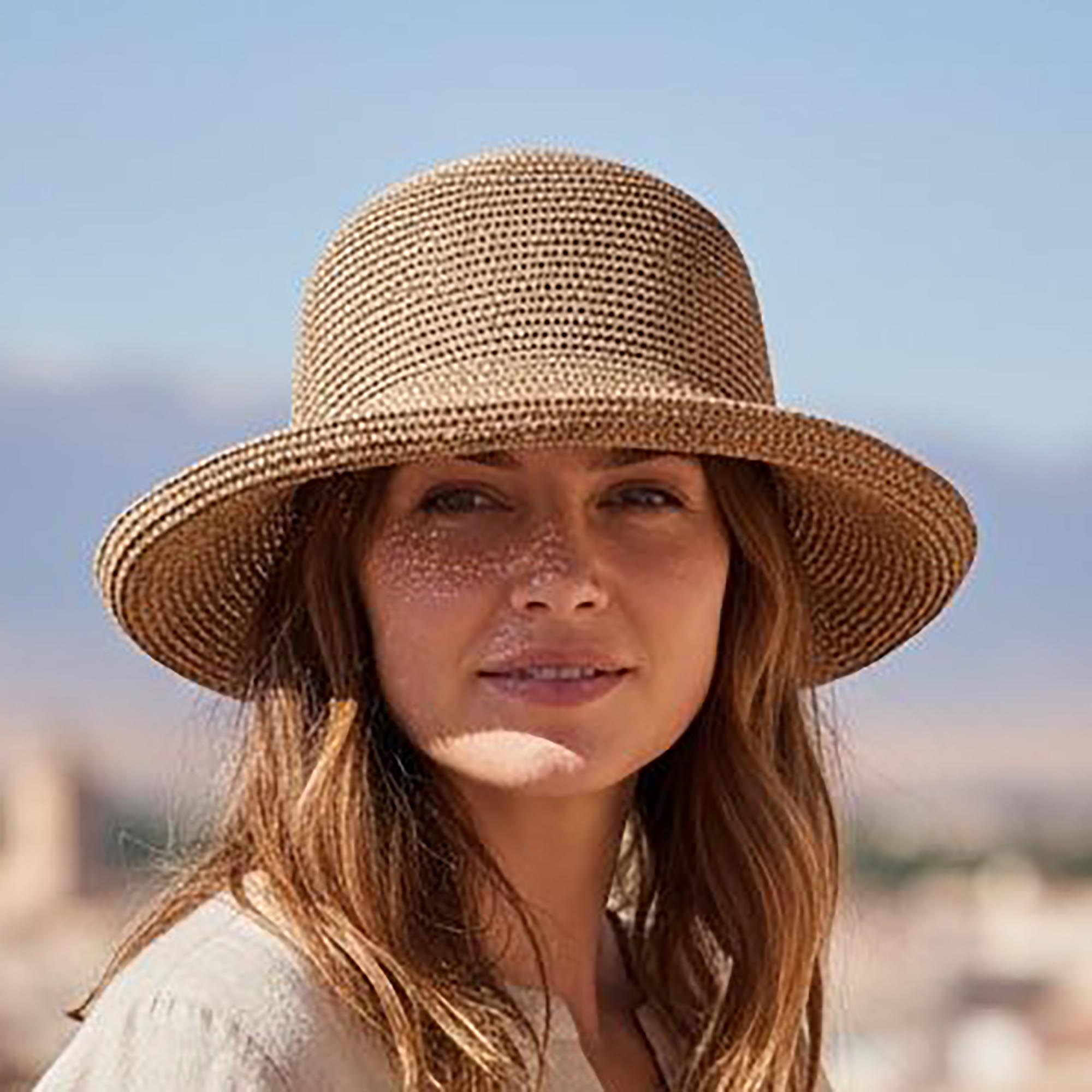 Foldable Straw Sunhat with Short Turn Up Brim